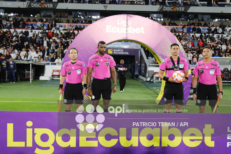 FBL LIGA PRO LDUQ LIGA DE QUITO VS BARCELONA