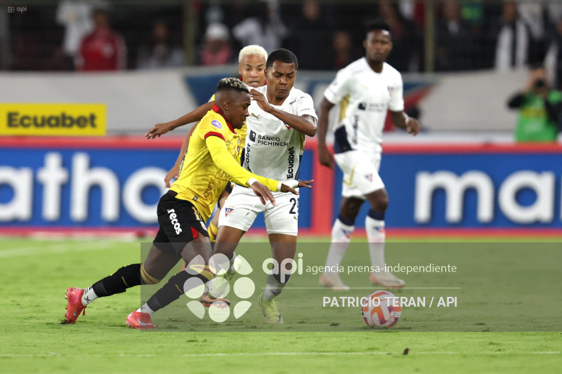 FBL LIGA PRO LDUQ LIGA DE QUITO VS BARCELONA