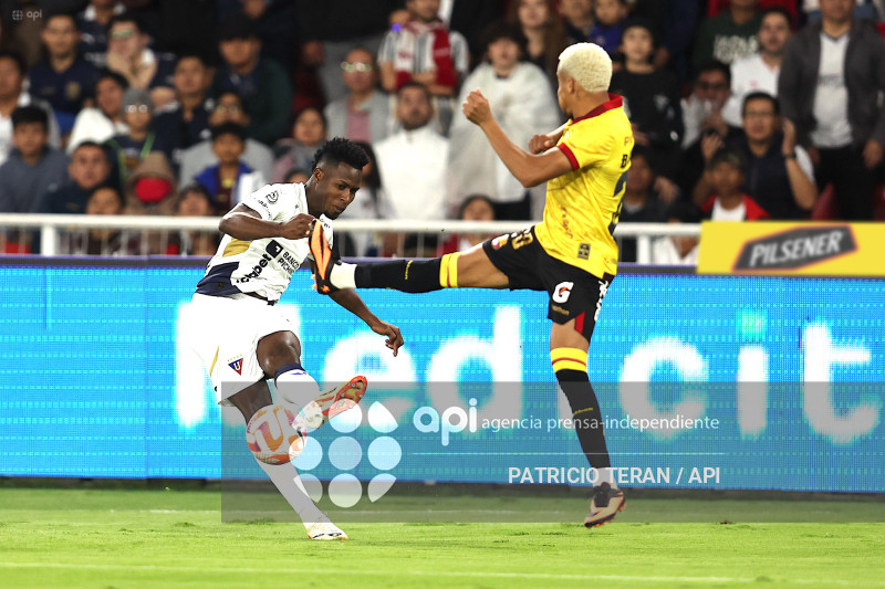 FBL LIGA PRO LDUQ LIGA DE QUITO VS BARCELONA