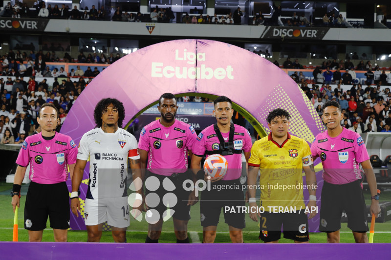 FBL LIGA PRO LDUQ LIGA DE QUITO VS BARCELONA