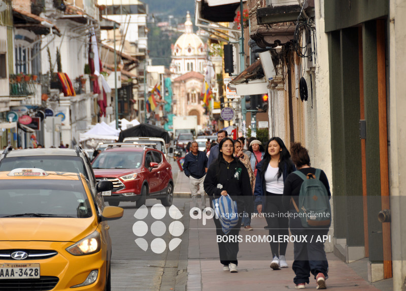 CUENCA-MOVIMIENTO COMERCIAL