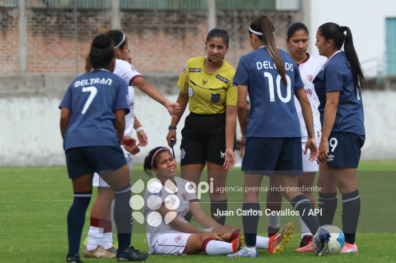 FBL-SUPERLIGA-LEONES-VINOTINTO FC