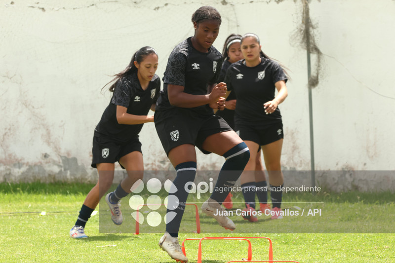 FBL-SUPERLIGA-LEONES-VINOTINTO FC