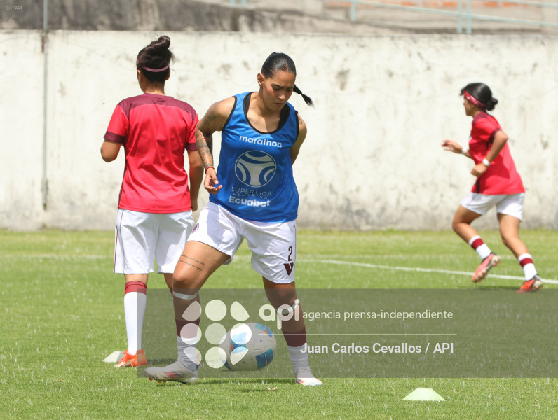 FBL-SUPERLIGA-LEONES-VINOTINTO FC