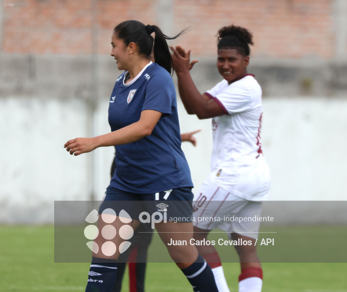 FBL-SUPERLIGA-LEONES-VINOTINTO FC