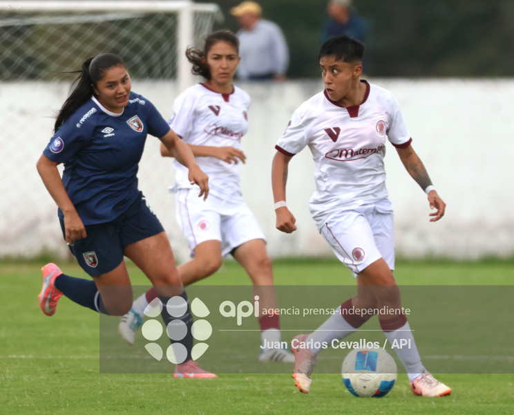 FBL-SUPERLIGA-LEONES-VINOTINTO FC
