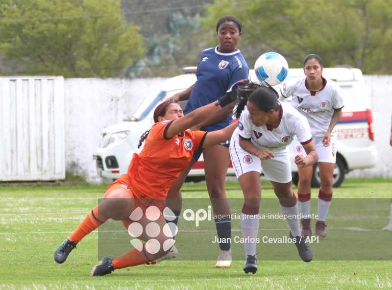 FBL-SUPERLIGA-LEONES-VINOTINTO FC