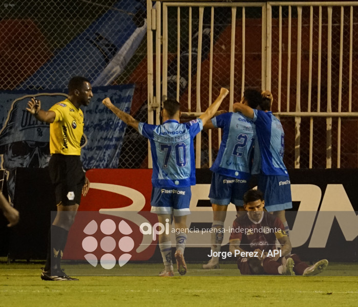 FBL LIGA PRO MACARA VINO TINTO