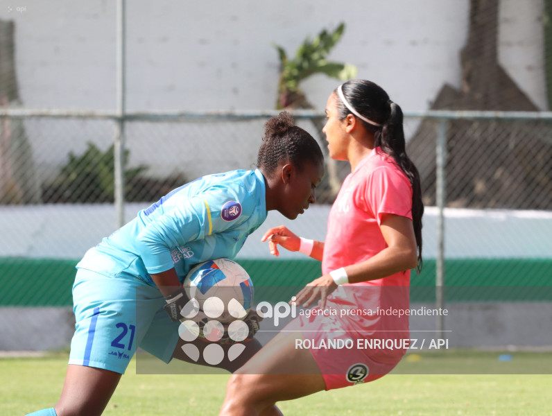 FBL SUPERLIGA FEMENINA ESPUCE  VS NANAS