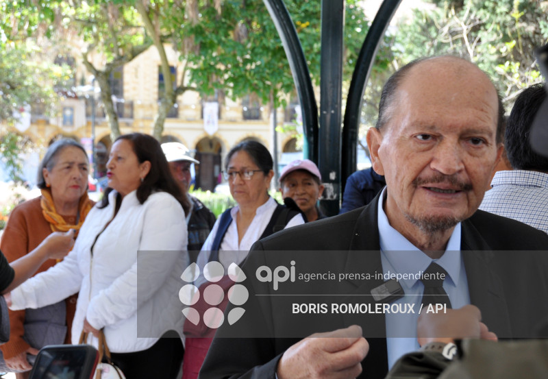 CUENCA-DENUNCIA DE JUECES Y FISCALES-PECULADO