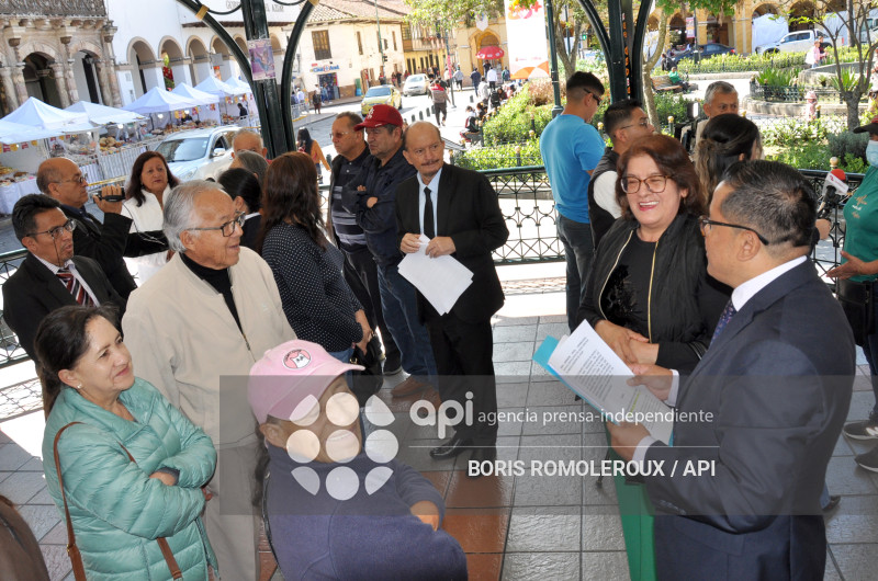 CUENCA-DENUNCIA DE JUECES Y FISCALES-PECULADO