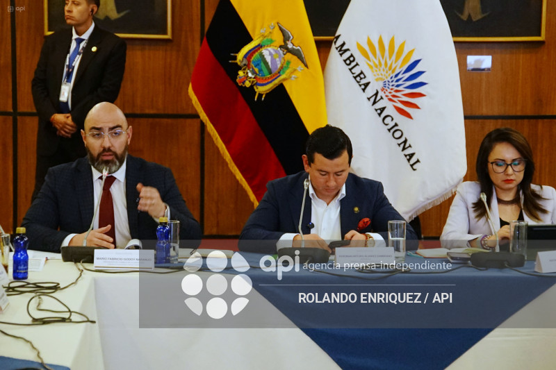 MARIO GODOY ASAMBLEA