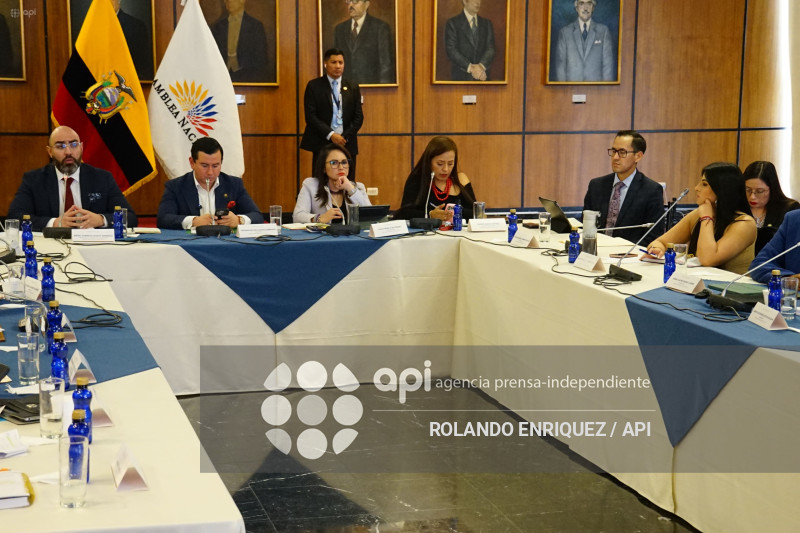 MARIO GODOY ASAMBLEA