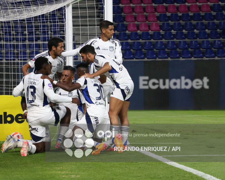FBL LIGA ECUABET CATOLICA VS EMELEC