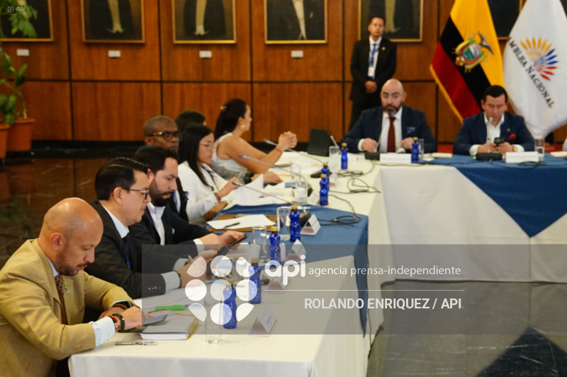 MARIO GODOY ASAMBLEA
