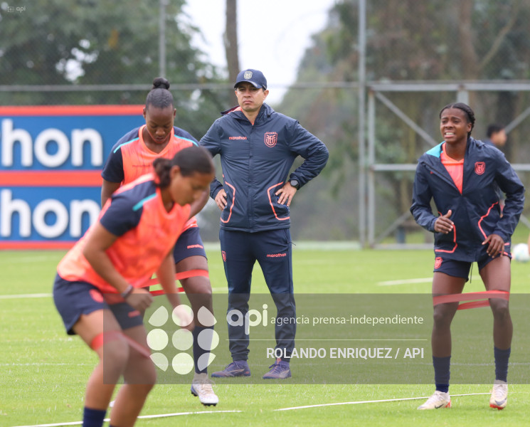 FBL ENTRENAMIENTO SELECCION FEMENINA
