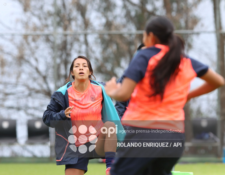 FBL ENTRENAMIENTO SELECCION FEMENINA