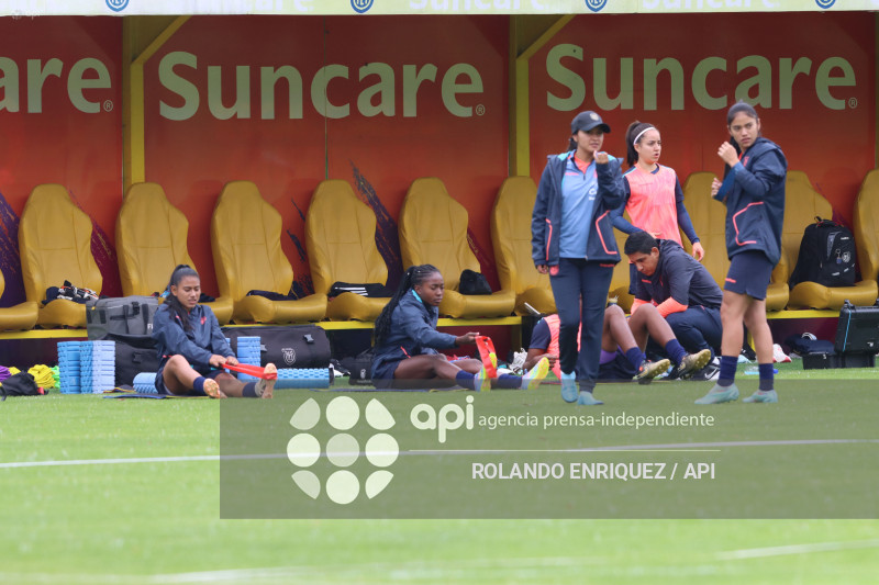 FBL ENTRENAMIENTO SELECCION FEMENINA