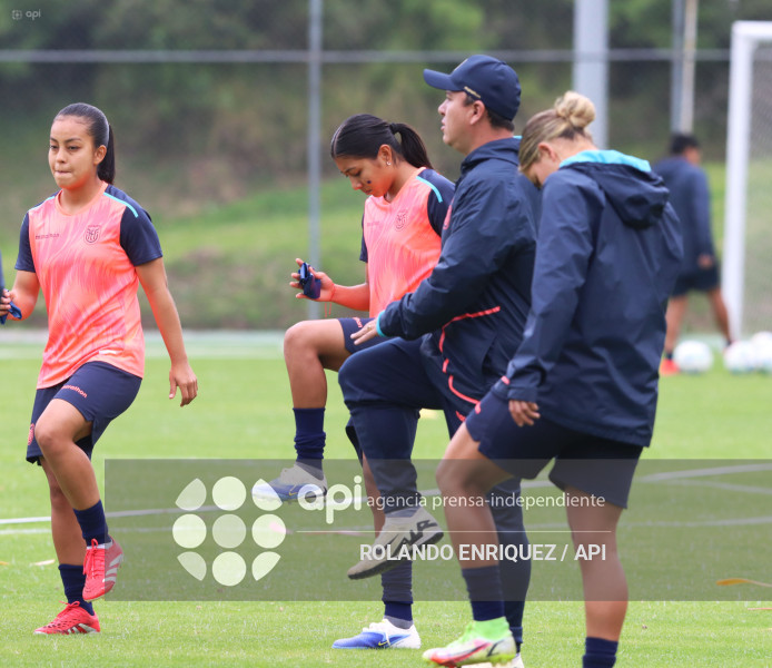 FBL ENTRENAMIENTO SELECCION FEMENINA