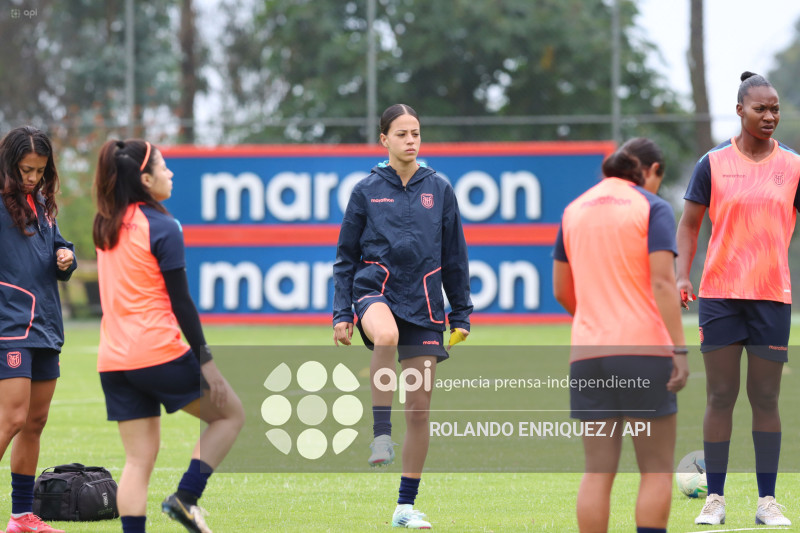 FBL ENTRENAMIENTO SELECCION FEMENINA
