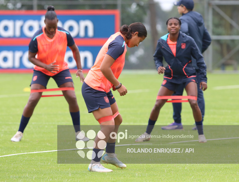 FBL ENTRENAMIENTO SELECCION FEMENINA