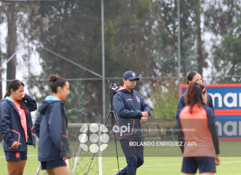 FBL ENTRENAMIENTO SELECCION FEMENINA
