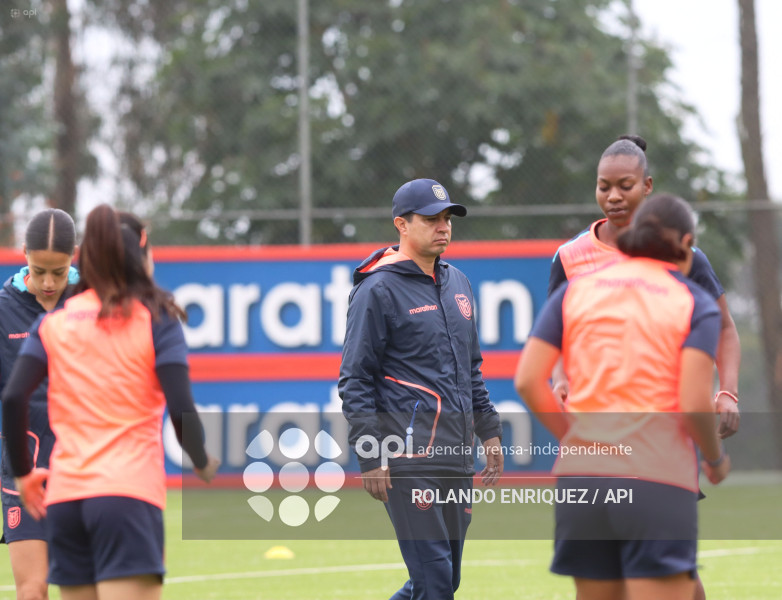 FBL ENTRENAMIENTO SELECCION FEMENINA