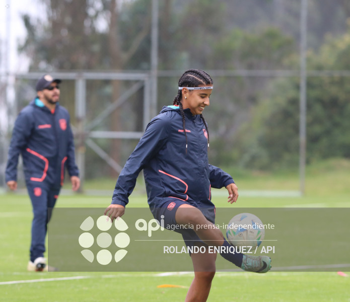 FBL ENTRENAMIENTO SELECCION FEMENINA