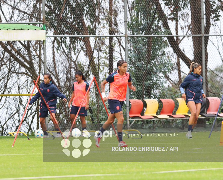 FBL ENTRENAMIENTO SELECCION FEMENINA