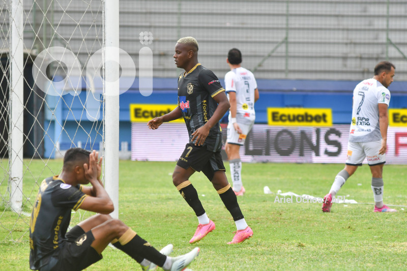 FBL-LIGAPRO-DELFIN-MANTA