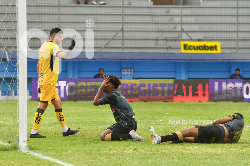 FBL-LIGAPRO-DELFIN-MANTA