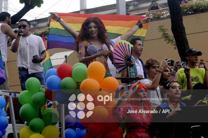 GYE-MARCHA-LGBTI