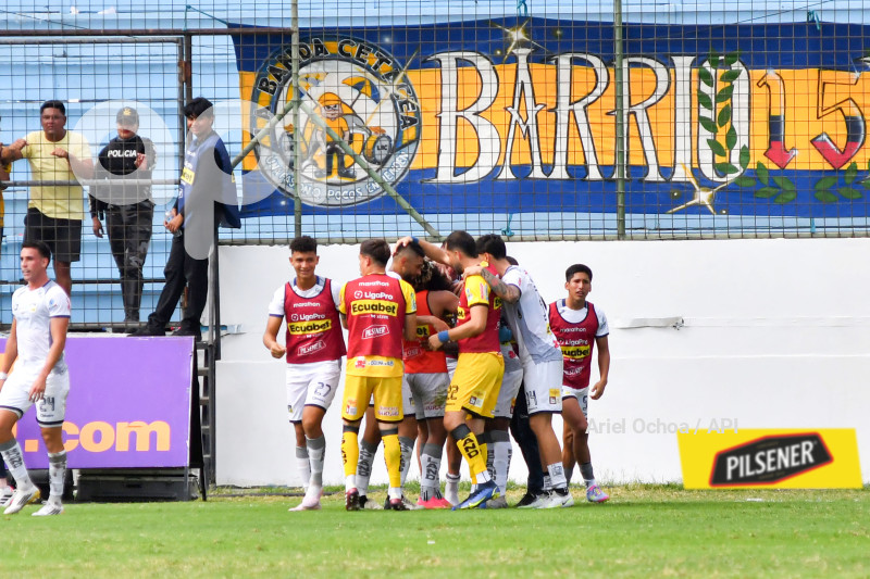 FBL-LIGAPRO-DELFIN-MANTA