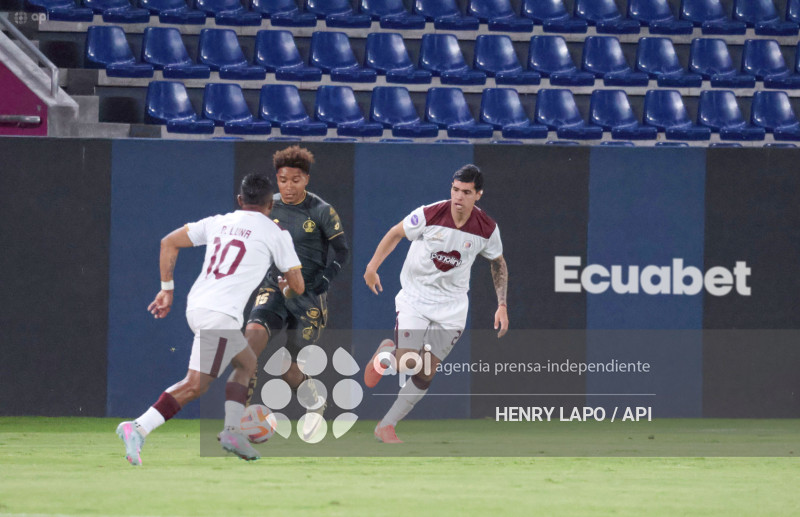 FBL LIGAECUABET VINOTINTO VS AUCAS