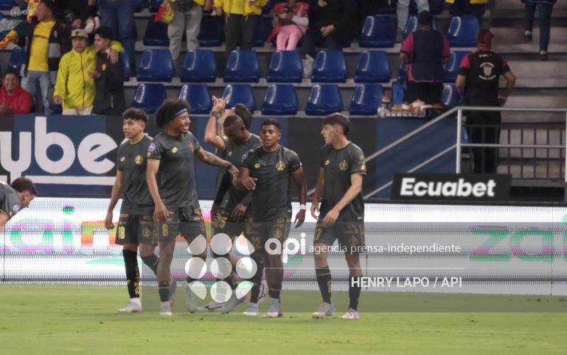 FBL LIGAECUABET VINOTINTO VS AUCAS