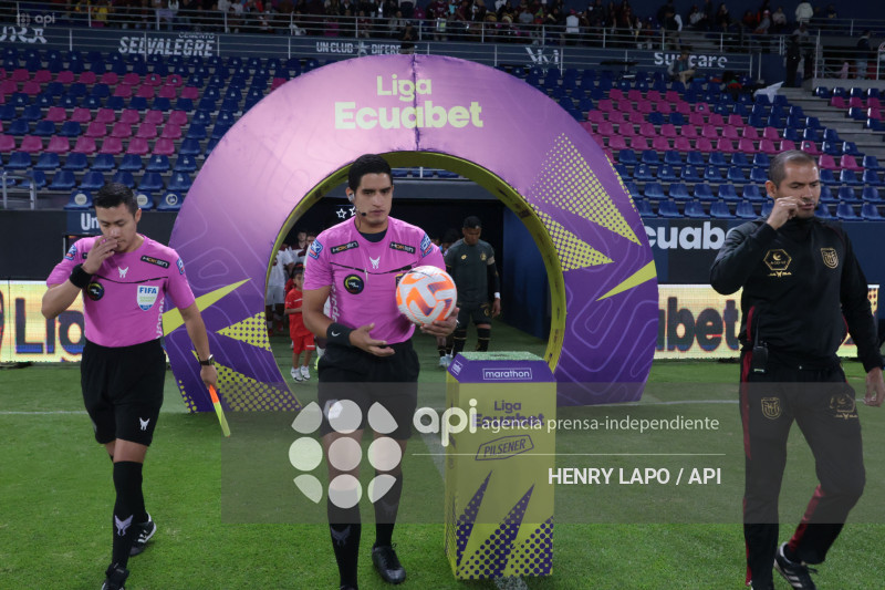 FBL LIGAECUABET VINOTINTO VS AUCAS