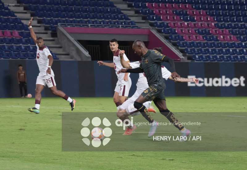 FBL LIGAECUABET VINOTINTO VS AUCAS