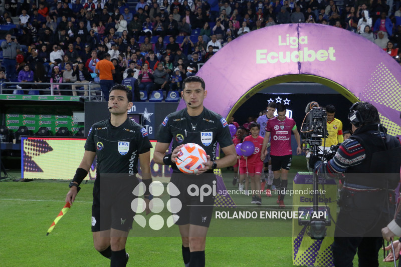 FBL LIGA ECUABET INDEPENDIENTE VS BARCELONA
