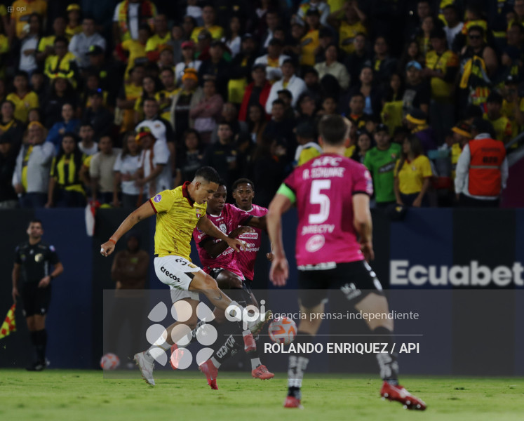 FBL LIGA ECUABET INDEPENDIENTE VS BARCELONA