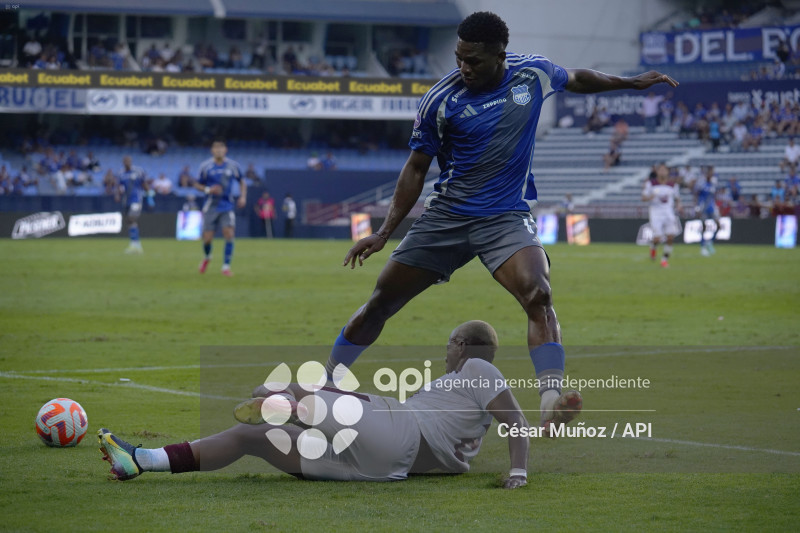 FBL-LIGAPRO-EMELEC-VINOTINTO