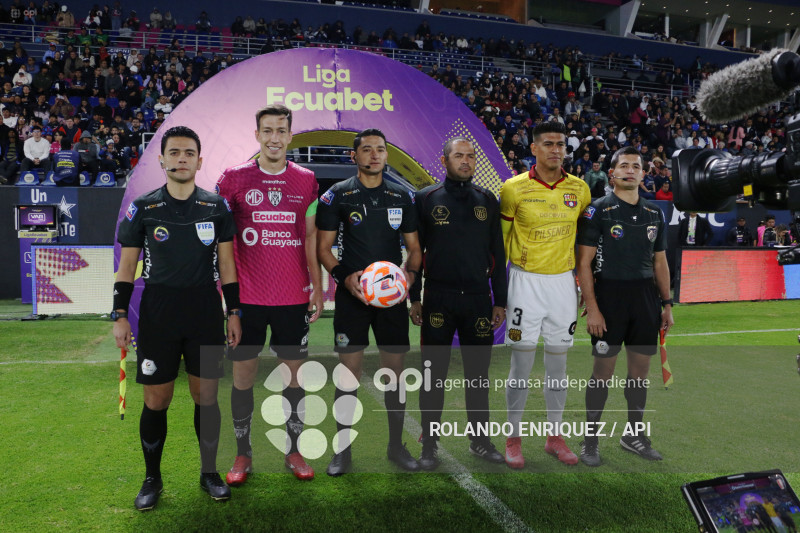 FBL LIGA ECUABET INDEPENDIENTE VS BARCELONA