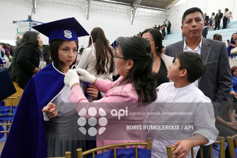 CUENCA-INVESTIDURA-UNIDAD EDUCATIVA GARAICOA