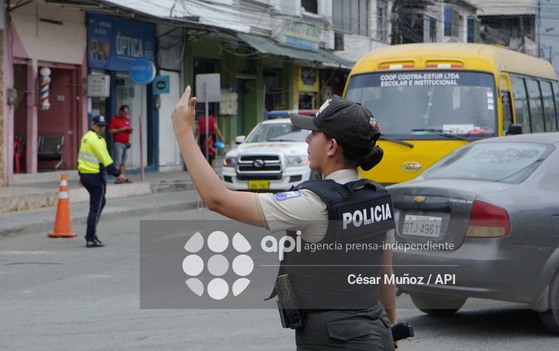 GYE-CONTROL TRANSITO DURAN