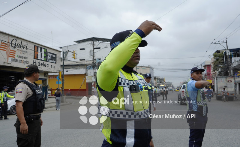 GYE-CONTROL TRANSITO DURAN