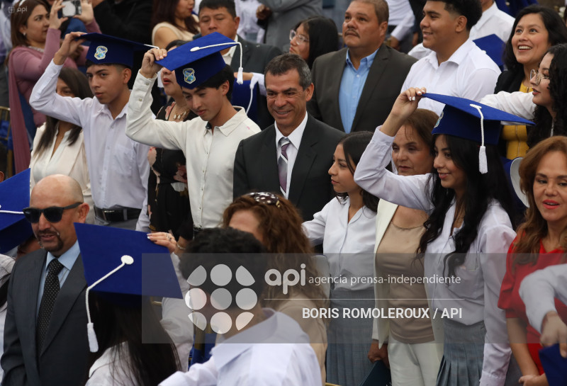 CUENCA-INVESTIDURA-UNIDAD EDUCATIVA GARAICOA