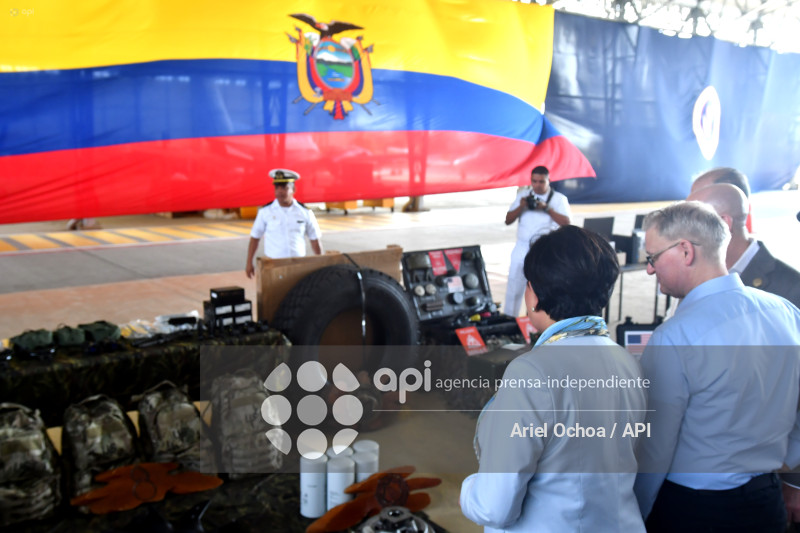 MANTA-DONACIONES-USA-ECUADOR