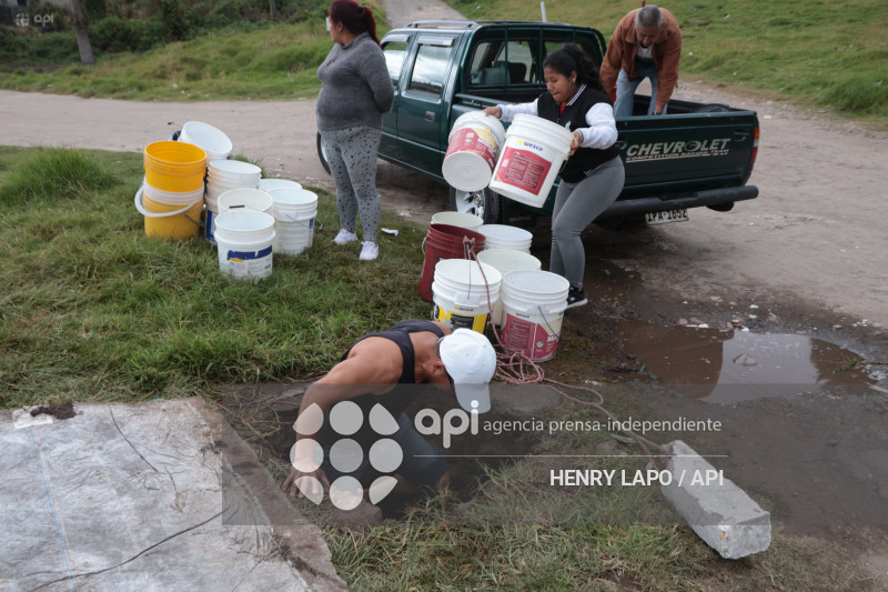DESABASTECIMIENTO DE AGUA SUR DE QUITO