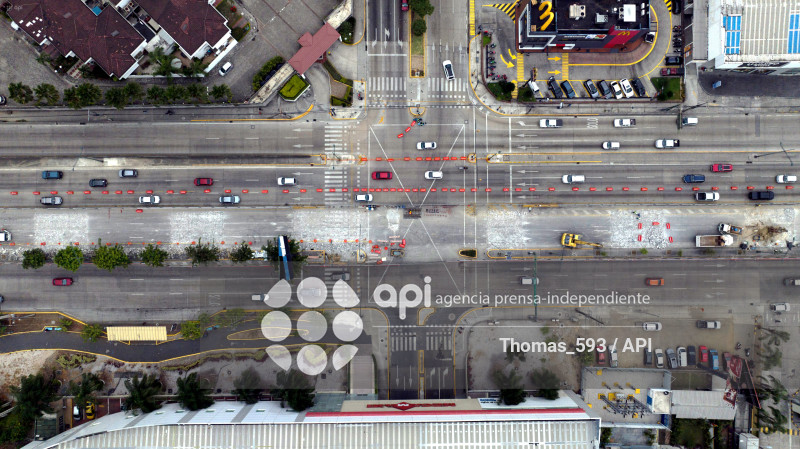 GYE-SUSPENCION CONSTRUCCION PUENTE