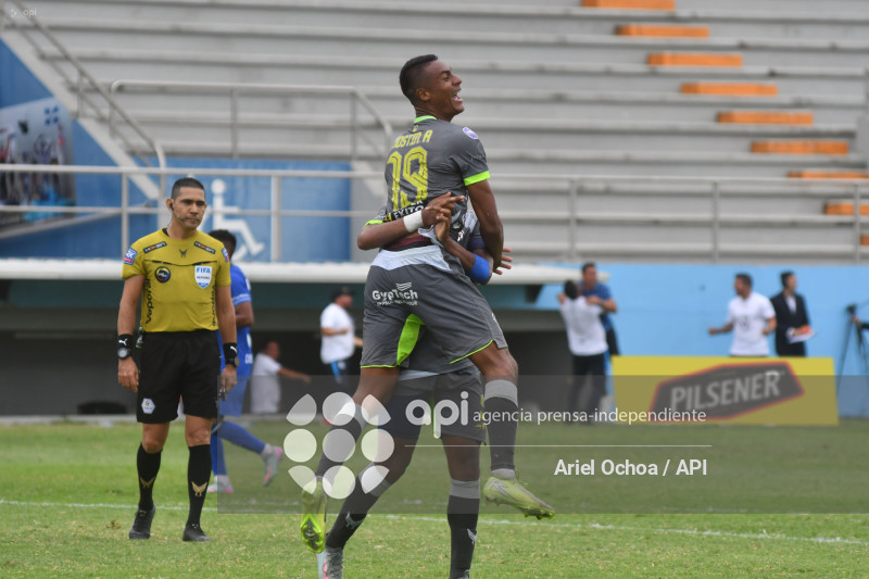 FBL-LIGAPRO-MANTA-CATOLICA