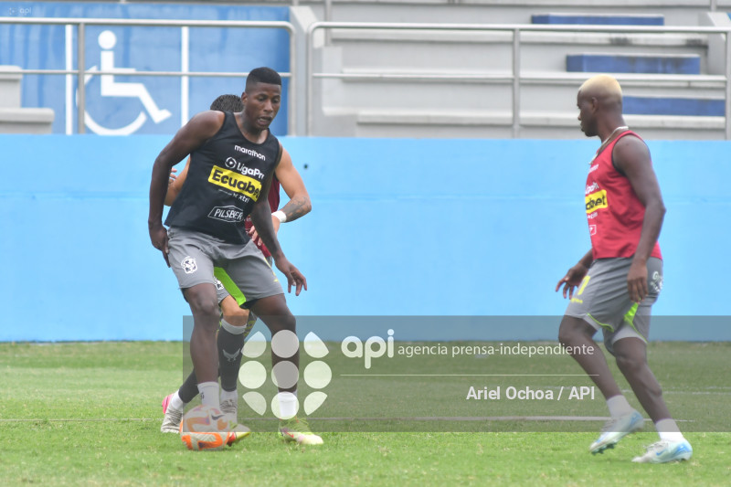 FBL-LIGAPRO-MANTA-CATOLICA